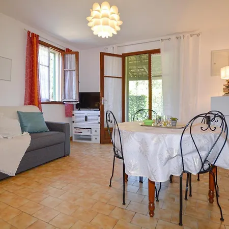 Vakantiehuis Nice In With 1 Bedrooms *